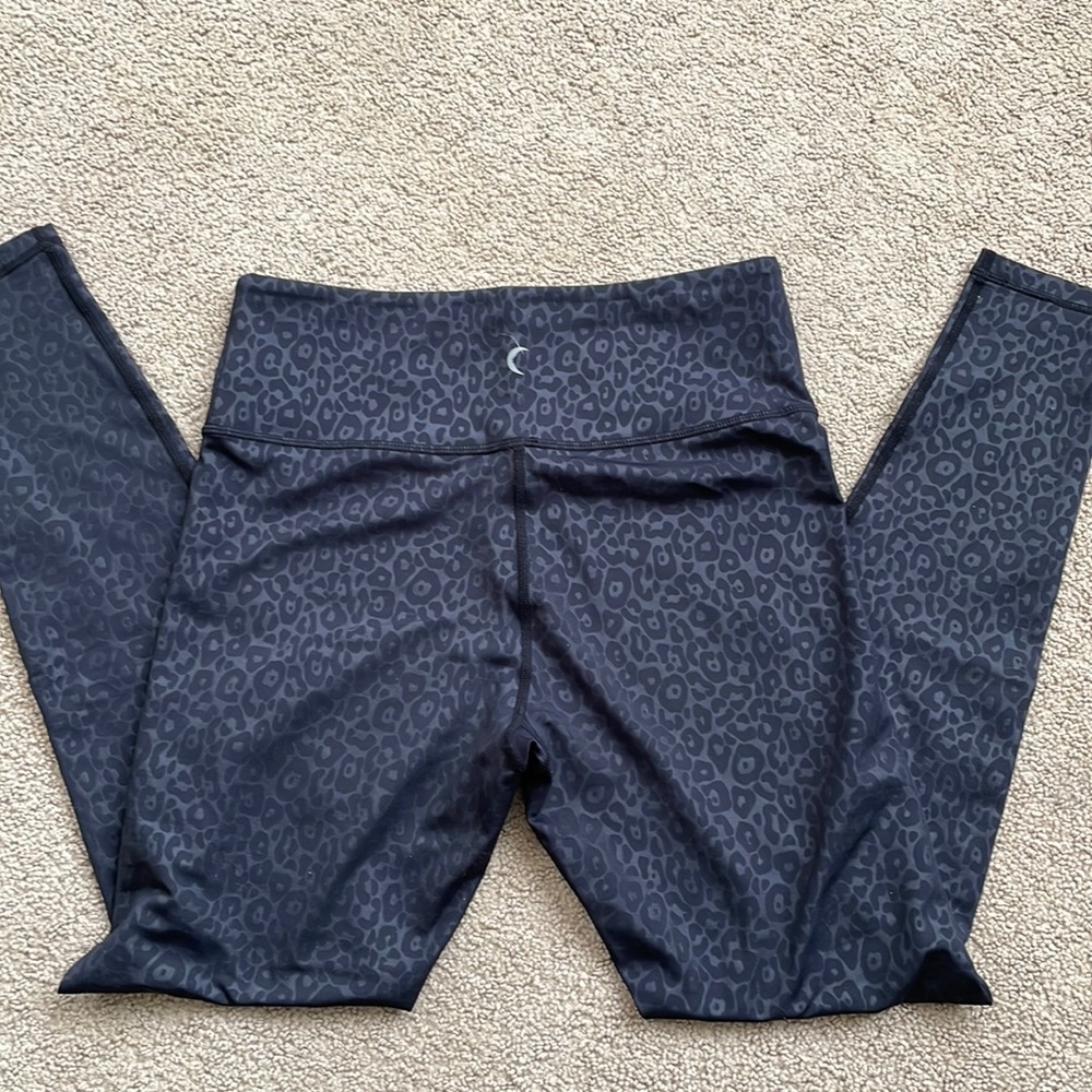 cheetah black print Zyia leggings